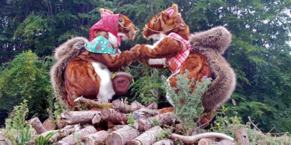 Creature-Walkabout-Acts-For-Christmas