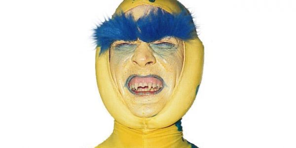 Yellow-Sci-Fi-Alien-Walkabout-Performer