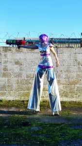 Sci-Fi Stilt Walker 5