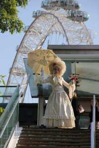 Human statues, entertainers and street performers for hire in the UK and London