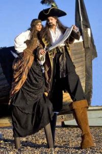 Pirate stilt walkers for hire. Our pirate themed walkabout act is available to book for family fun days in London & the UK.
