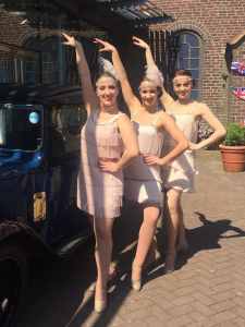 Great Gatsby dancers for hire. Book our 1920's-themed dancers for Gatsby-themed events in London & the UK.