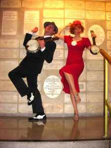 The Spicy Ukulele Duo 4