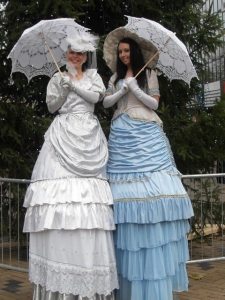 Victorian Christmas Ladies 1