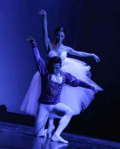Crystal Ballet Dancers 4