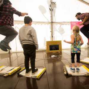 arcade play for hire