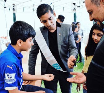 Abz is a close-up magician and illusionist available to book for event appearances in the UK.