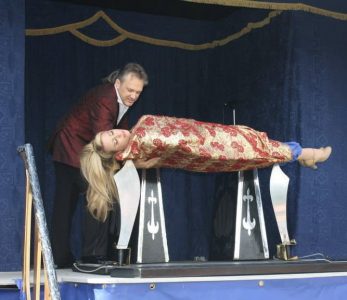 Travelling Stage Show for hire. Book our Travelling Magic Show for family fun days in London & the UK.