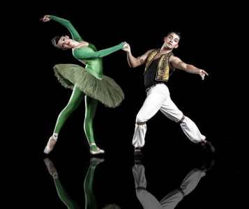 Crystal Ballet Dancers 1