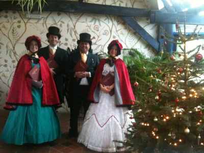 The Hart Carollers 4