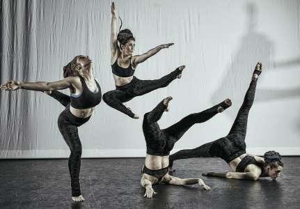 Book bespoke entertainment for corporate event