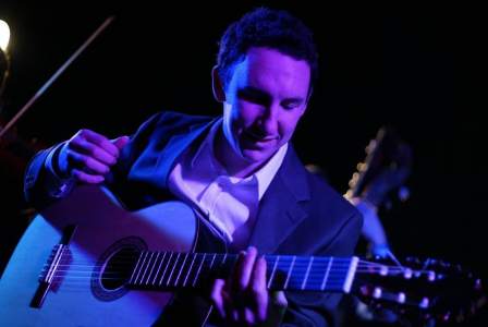 UK-based classical guitarist for hire. Book our solo Spanish guitarist for corporate events or weddings.