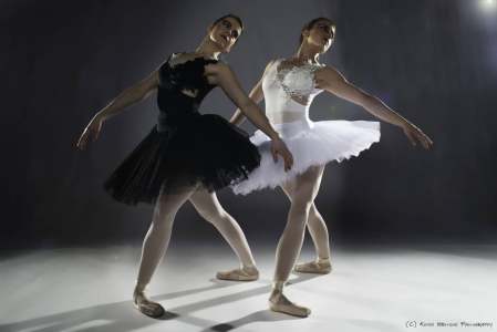 Hire our traditional ballerinas for your corporate event in London & the UK.