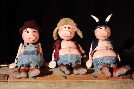 3 Little Pigs Show for hire. Our 3 Little Pigs & Wolf Puppet Show is available to book for children's events, family fun days or Easter events in London & the UK.