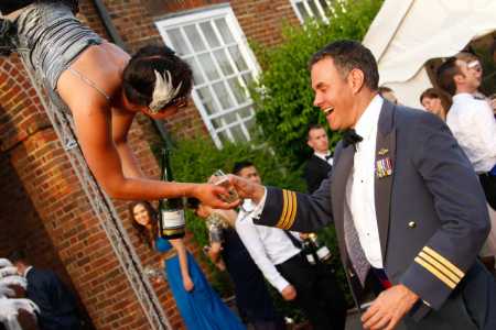 Aerial Bartenders for hire. Book our aerial acts for weddings in London & the UK.