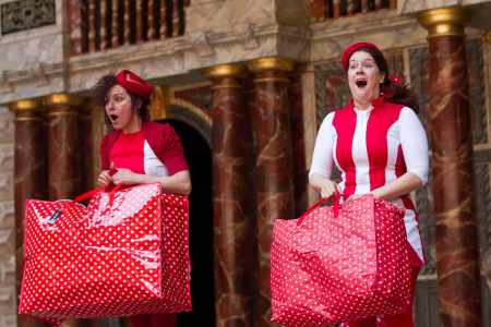 Balloon Science Show for hire. Book our educational balloon show for family fun days in London & the UK.