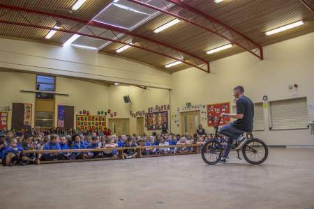 BMX party performer for hire. Our BMX party performer can be hired worldwide.