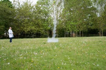 Educational science shows for children aged 5-12 years of age.