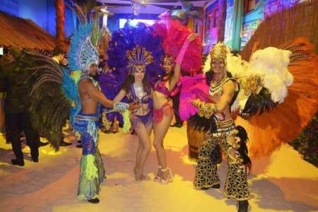 Rio-themed dancers for hire. Our Toucan Dancers are available to book for Brazilian events in the UK & London.