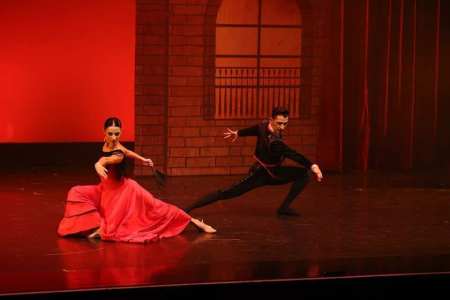 Flamenco-themed ballet dancers for hire for award ceremonies in the UK.