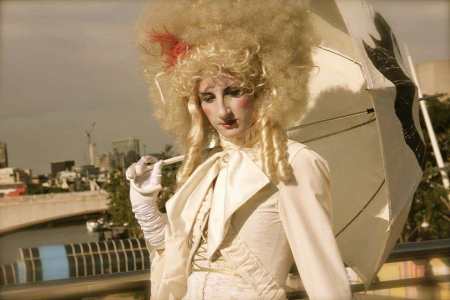 Romantic themed living statue for hire