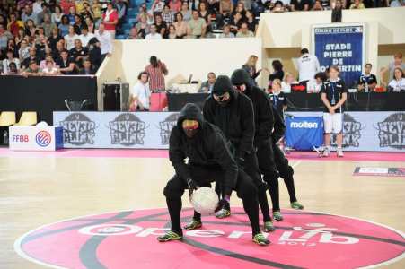Basketball freestyle shows for hire. Our basketball freestyle shows can be hired in the UK.