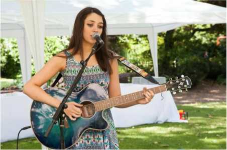 The Brooklyns Band for hire. Book our acoustic band for corporate events in London & the UK.
