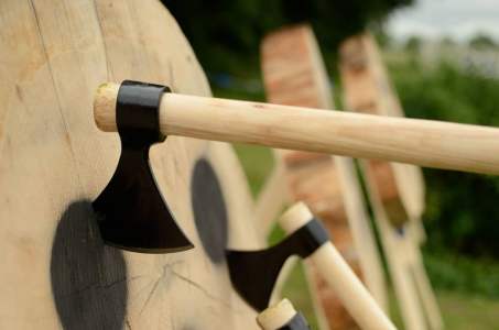 Axe Throwing Experience for hire. Our sports-themed entertainment is available to book for family fun days, themed events or private parties in London & the UK.