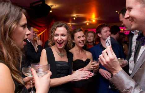 Close up magicians for corporate events in London and the UK.