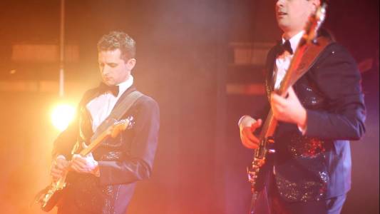 Show Band 3