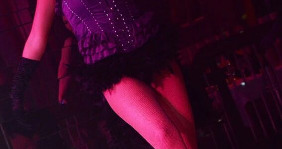 Book-Cabaret-Dancers