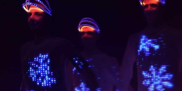 Dancers-Wearing-Light-Up-LED-Costumes