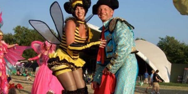 El-Matador-Stilt-Performer
