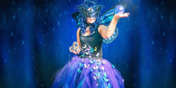 Fairy-Contact-Juggler-Close-Up