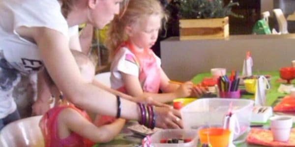 Family-Fun-Day-Arts-And-Crafts-Stand