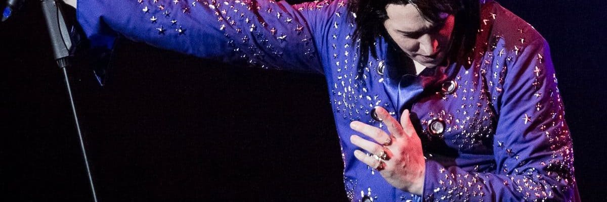 Elvis Presley impersonator for hire. Book our Elvis Presley tribute act for corporate events in the UK & London.