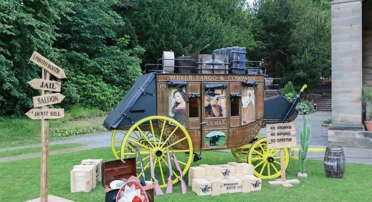 photocrazywildwestbooth.jpg photocrazywildwestbooth.jpg