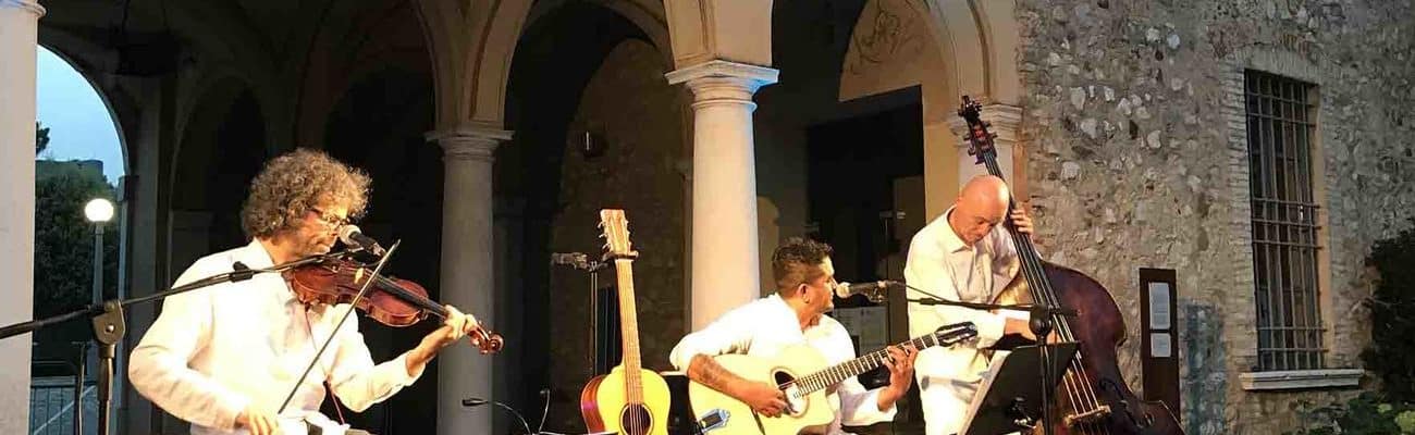 This Italian Wedding Band can be hired for Gala Dinners