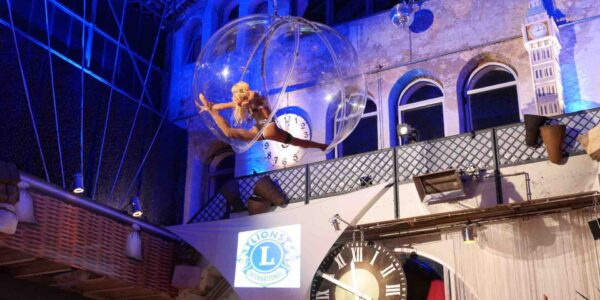 Acrobat-Performs-In-Bubble