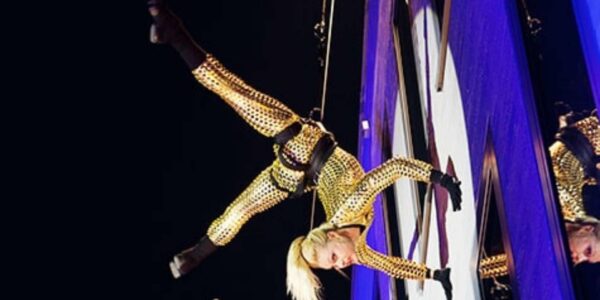 Aerial-Dance-Show-For-Events