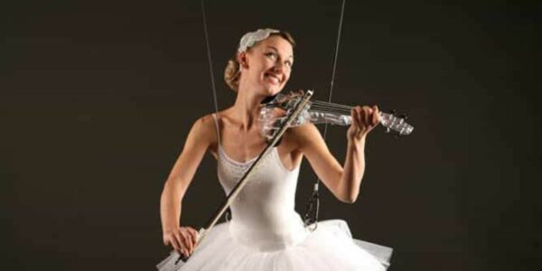 Aerial-Violinist-Dressed-As-Ballerina