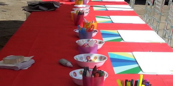 Arts-And-Crafts-Creative-Stand