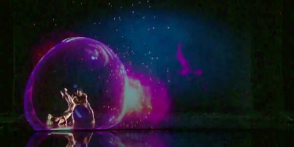 Body-Projection-Mapping-Dancers
