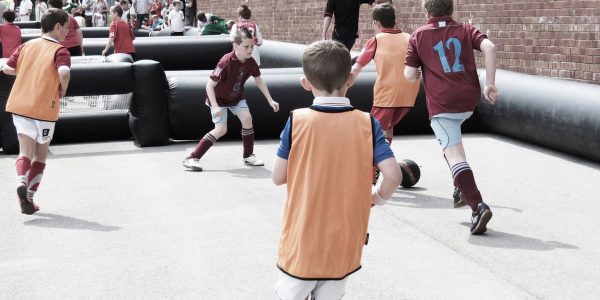 Book-Inflatable-Football-Pitch