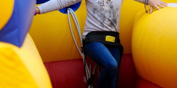 Bungee-Run-Activity-Inflatable