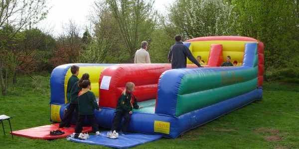 Bungee-Run-Inflatable