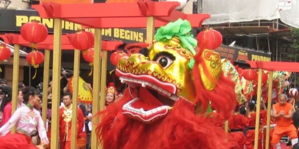 Chinese-New-Year-Lion-Dance-Entertainers