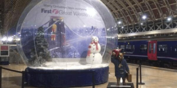 Christmas-Snow-Globe