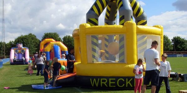 Demolition-Derby-Inflatable-Hire