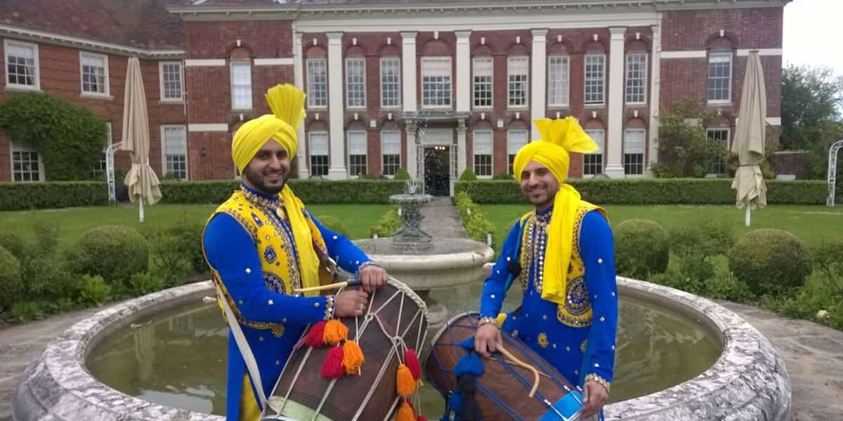 Dhol-Drummers-To-Accompany-Punjabi-Dancers
